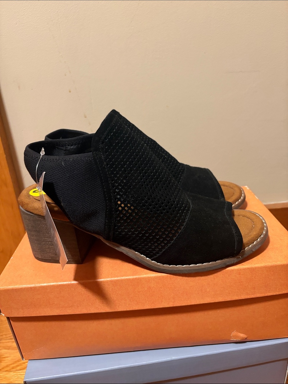 BearPaw Black Peep-Toe Block Heel Sandals